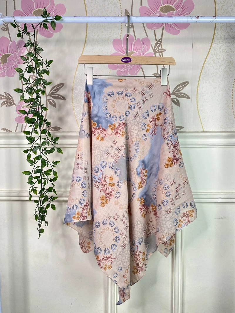 Product image Milyarda Hijab - Segitiga Inner Motif Carissa Allsize Blush Pink