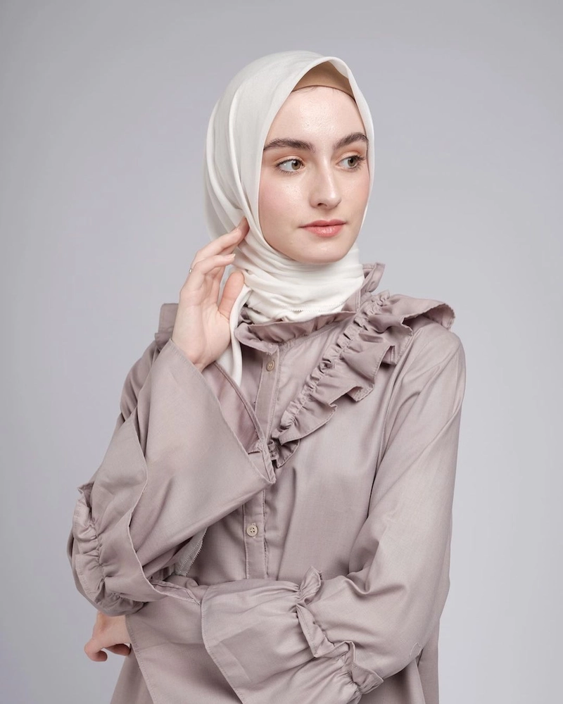 Product image byLayna Official - Baju Kemeja Wanita Ashley Blouse Allsize Grey