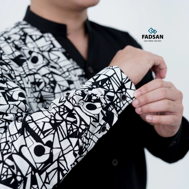 Product image FADSAN - Baju Koko Lengan Panjang Couple Ayah Anak Motif Batik Warna Black - Anantara series SIZE ANAK XS ANANTARA BLACK