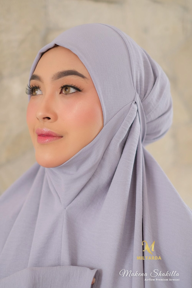 Product image Milyarda Hijab - Milyarda Hijab - MUKENA SHAKILLA PREMIUM MILYARDA One Size Grey