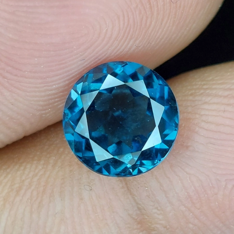 Product image CENTRAL GROSIR GEMSTONE - London Blue Topaz Natural Batu Permata Mulia Asli Alam Good Quality 8.93 x 8.99 x 5.69 m Biru (London Blue)