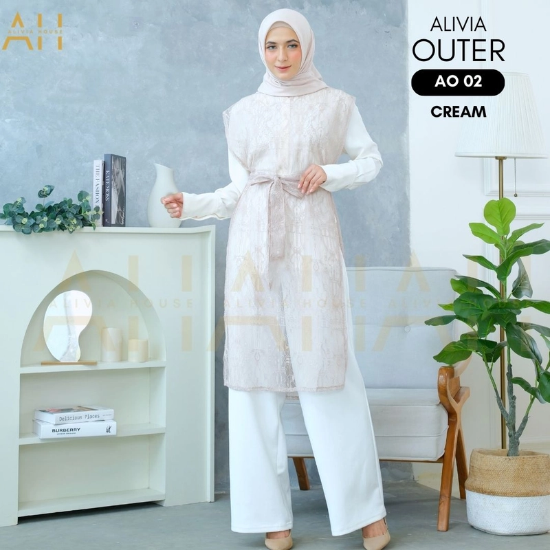 Product image Alivia House - Alivia AO 02 Outer Brukat Kondangan Kebaya Panjang kondangan kebaya pendek kondangan Alivia All Size Cream