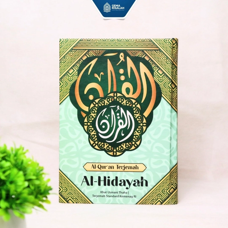 Product image Gema Risalah - Alquran Terjemahan Al hidayah khat utsmani Ukuran A5 Hvs Premium Standard kemenag RI Warna Hijau