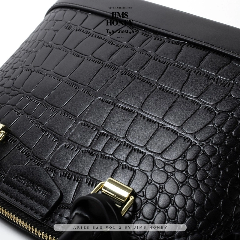 Product image JIMSHONEY SUKABUMI - ARIES NEW BAG X TYA ARIESTYA JH 722 PINK