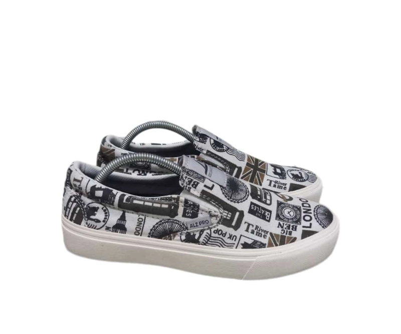 Product image ALZ PRO 9107 Grey London Sepatu Kanvas Slip On Pria 38 Grey London