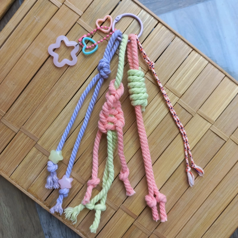 Product image ALMIRA STORE - BAG CHARM Gantungan Tas Macrame Peach 15-17cm Bintang Ungu