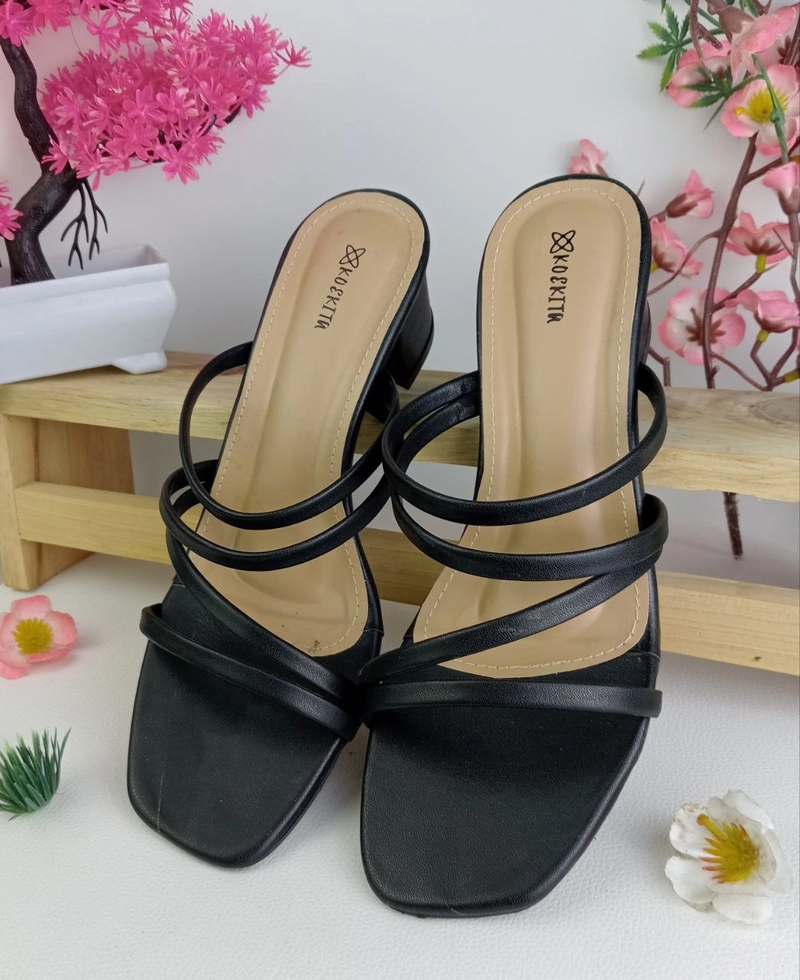 Product image Koekita - Sandal Selop Hels Wanita 5 cm Keyla-01 Hitam 40 Hitam