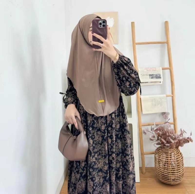 Product image Khisna collection - New ready models terbaru cantik dan elegan Laura dres no hijab seragam ready tua muda masuk Allsize Laura1