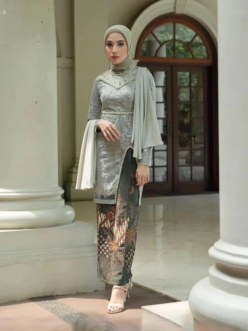 Product image COLLECTION SARJANA - Batik Couple LYRA- Kebaya Furing Satin - Brokat Tile Mutiara - Payet Mutiara Rok Saja Lyra