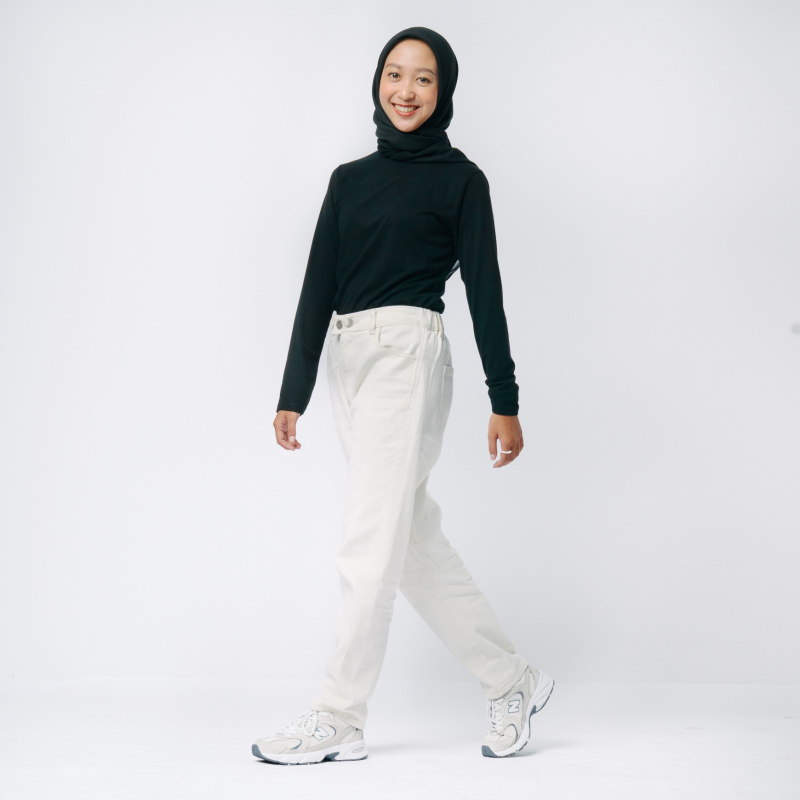 Product image MKY Clothing - BASIC TAPERED BOYFRIEND JEANS PUTIH S (26) Putih