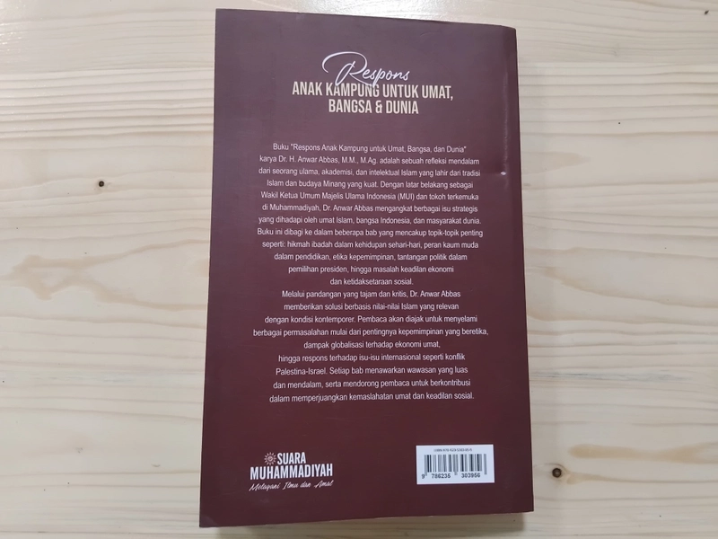 Product image Serikat Usaha Muhammadiyah Official - Respons Anak Kampung untuk Umat Bangsa dan Dunia 13 x 21 cm buku