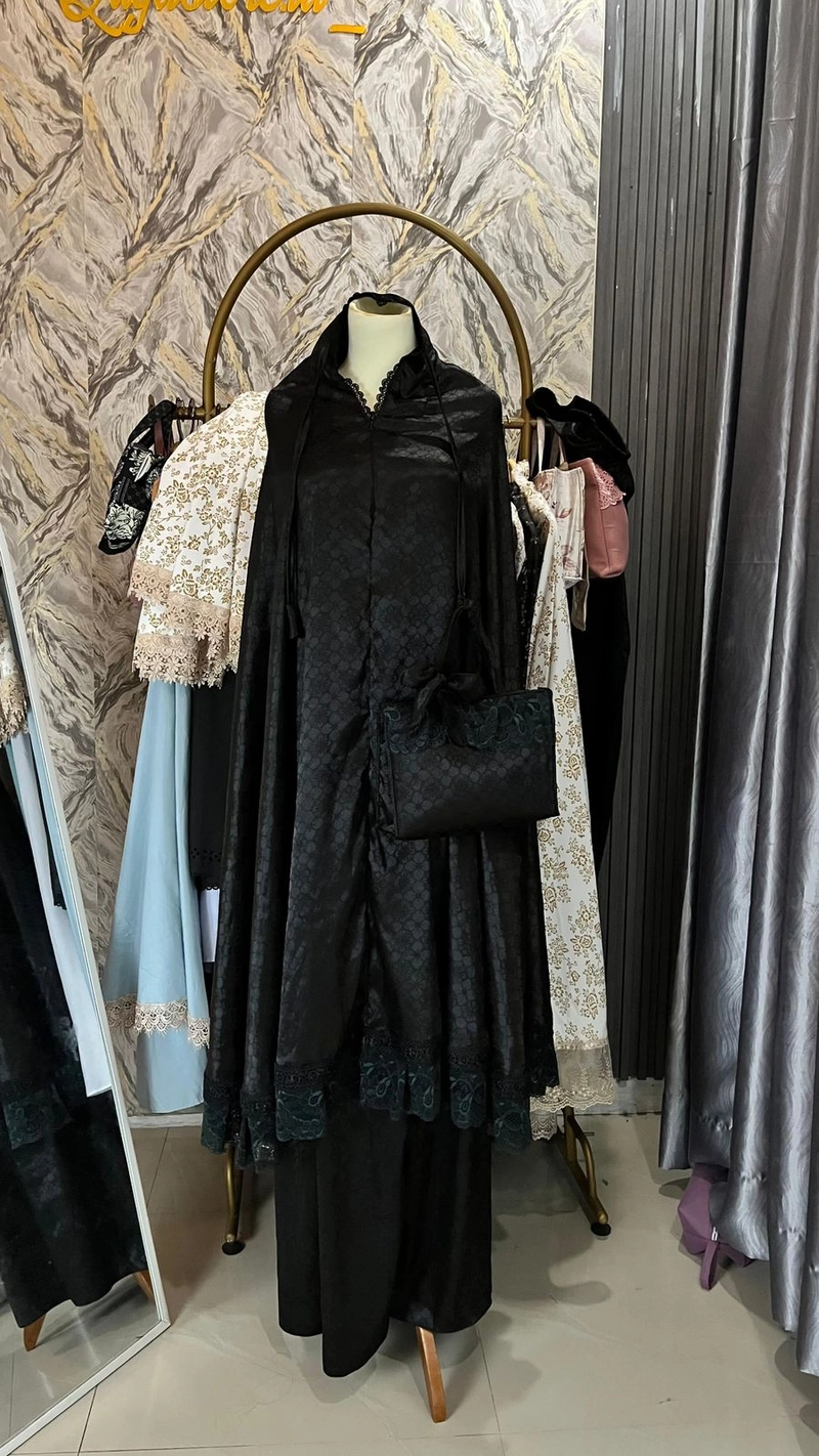 Product image qaydstoreid - Mukena Silk Jaguard Premium Berlengan All Size Hitam