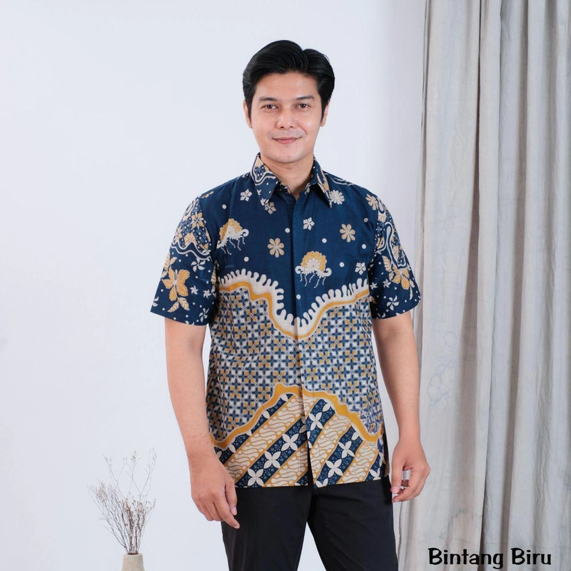 Product image Kois Batik - Atasan Batik Couplen Pria Dan Wanita Motif Bintang navy M Hem bintang navy