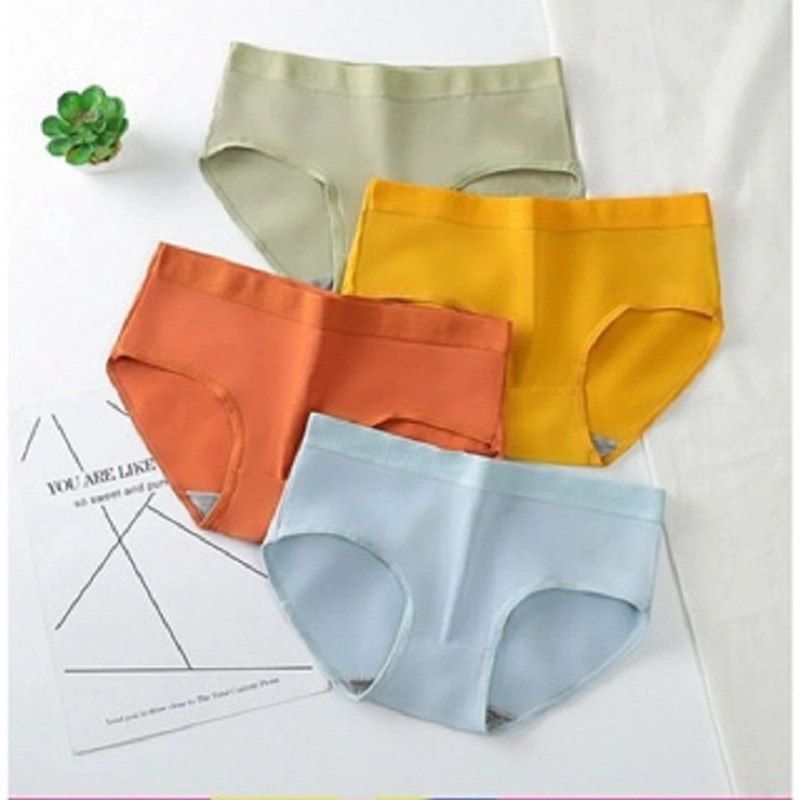 Product image Celana dalam wanita katun lembut CD17 M Random