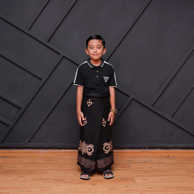Product image Kois Batik - Sarung Anak Paud Usia 3 sampai 7 tahun hitam coklat Usia paud 3 -7 tahun Hitam coklat