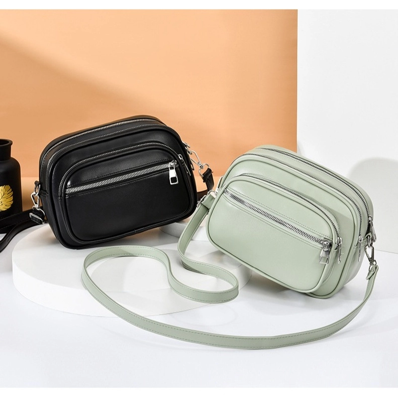 Product image CBL - Tas Selempang Wanita Sling Bag Kayla CBLB72Kayla Small-Medium Hitam