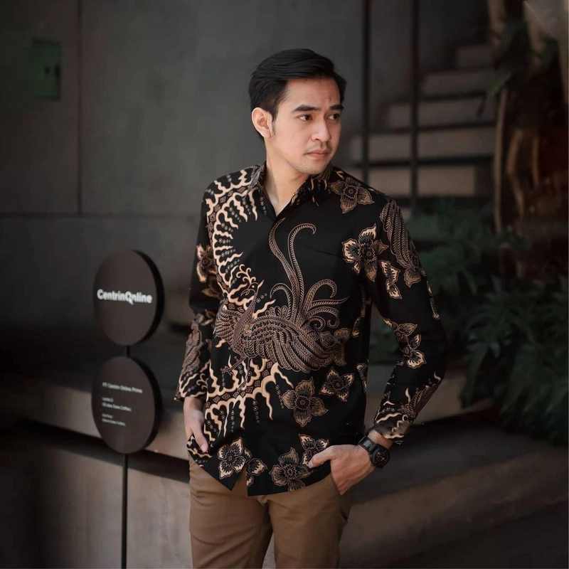 Product image Kois Batik - Kemeja batik lengan panjang hitam manis klabang dewasa M Klabang hitam manis