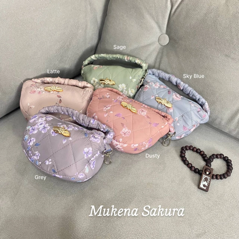 Product image Milyarda Hijab - Paket Hampers Box SegiEmpat Motif 2pcs Box