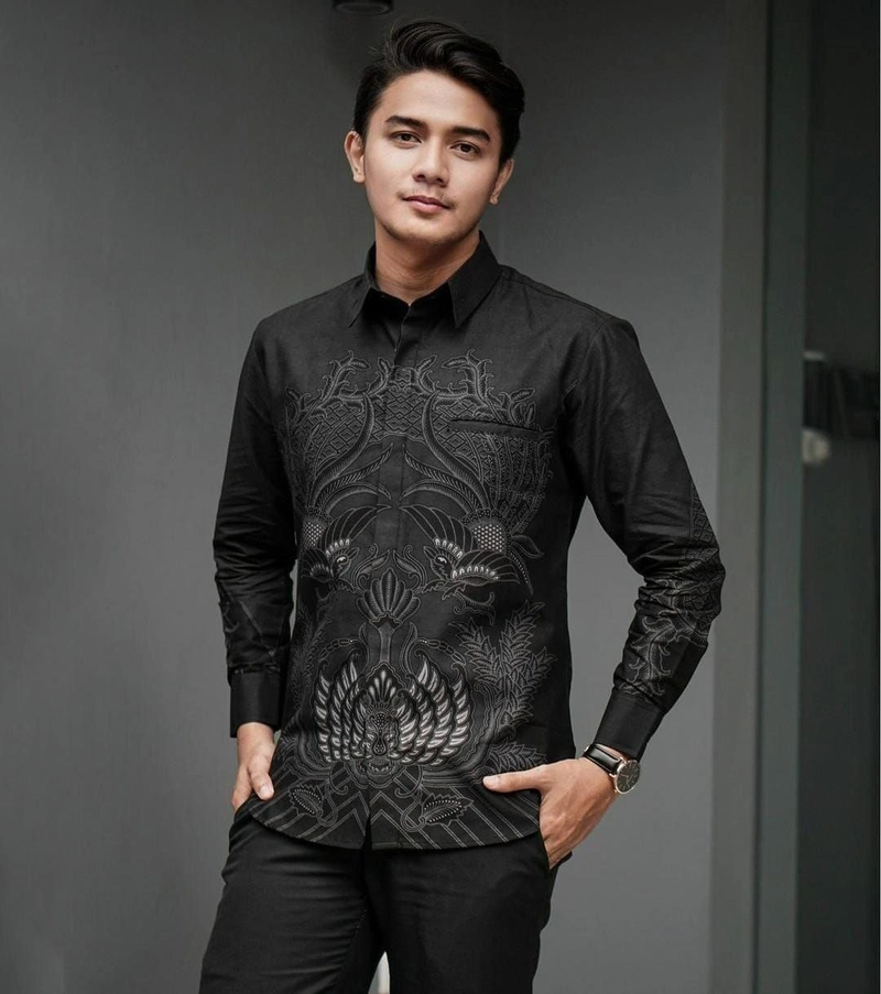 Product image Batik Alfin - Kemejan pria dewasa Lengan panjang model terbaru keren banget M Kemejan hitam