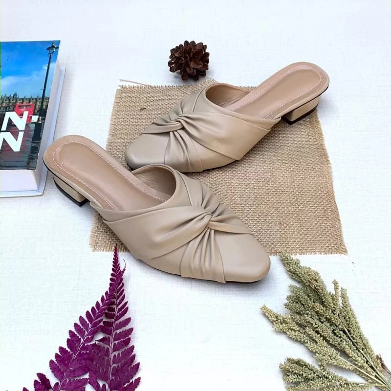 Product image apaastore - Sandal Wanita 3cm hells pita 39 Crem