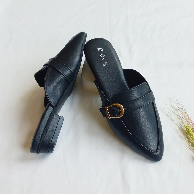 Product image Rilis - Sandal Wanita Vania Bapau (Rilis 28) 36 Hitam
