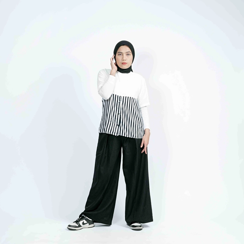 Product image Sseolshop - Sisil Atasan Wanita Kekinian L BW