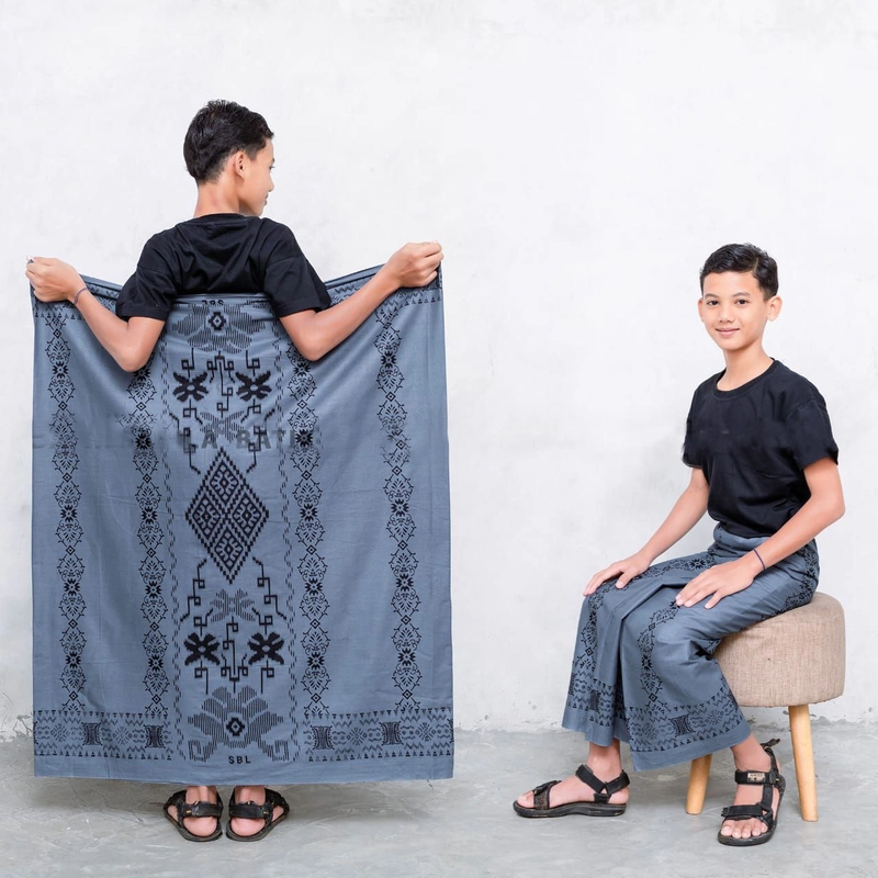 Product image Kois Batik - Sarung Batik Anak Sd Terbaru Bagus Baget Simpel motif saloka Sarung anak Sarung saloka abu