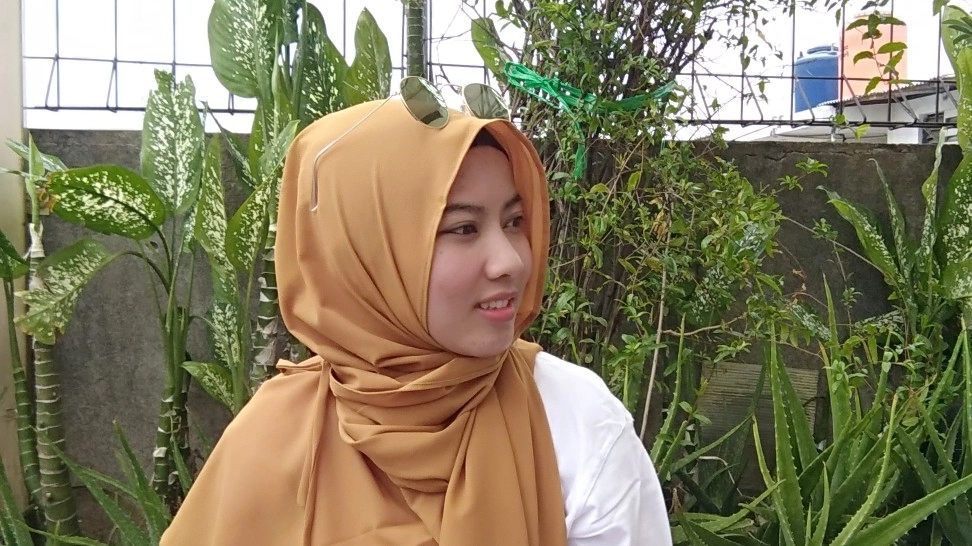 lilis.mualifah.198 logo