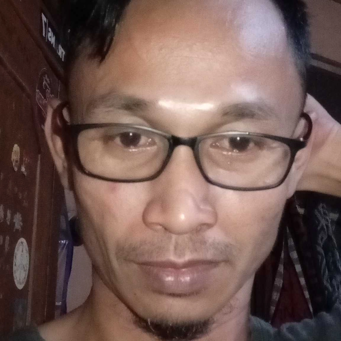 dede.lesma.fc9 logo