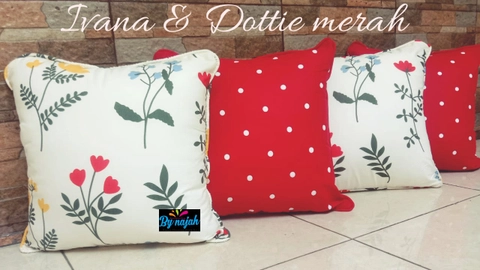 By.Najah.Aef - Sarung Bantal Sofa(Sarung saja) Paket J: 4 sarung bantal mix  ( 2 Ivana  & 2 Dottie merah)