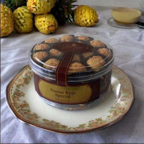 YORYA COOKIES - Kue Kering Lebaran Nastar Keju Spesial