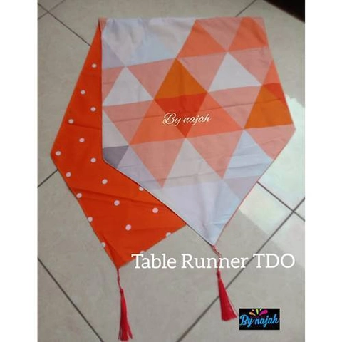 By Najah Aef Table Runner TDO (Bolak Balik)