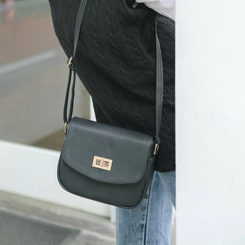 Hirakiya Id - Cloe Sling Bag