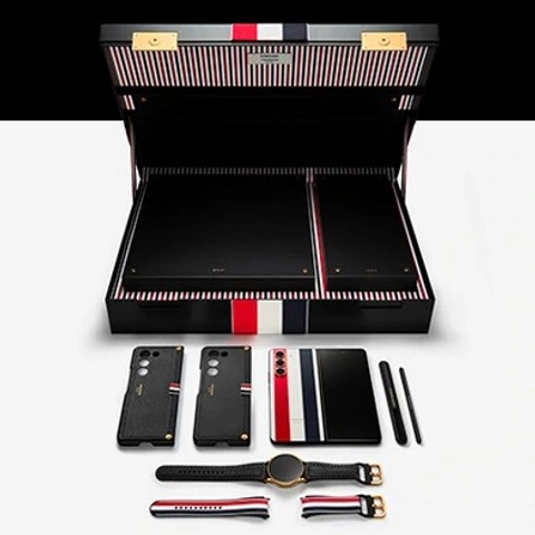 Samsung Galaxy Z Fold5 Thom Browne Edition