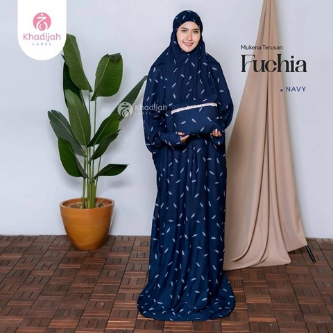 Khadijah Label Makassar - Mukena Terusan Fuchia