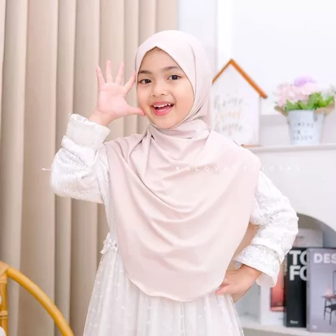 Kalisha official - Zia Hijab Anak Instan Kerudung Instan Anak Menutup Dada