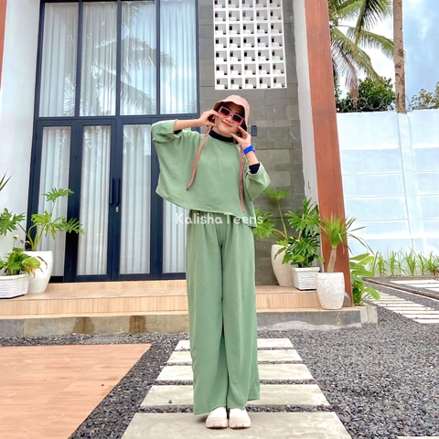 Kalisha official - Oneset Croptop Cringkle Wanita Polos