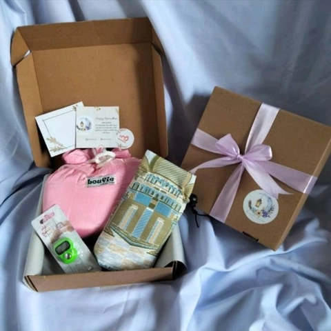 Nadira - Paket Hamper 1 ( Wanita )