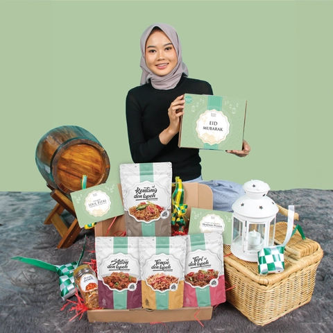 Produk Rendang Den Lapeh Food memiliki Hampers Fitri Series MakananPremium Gift Box Ekslusif Hari R