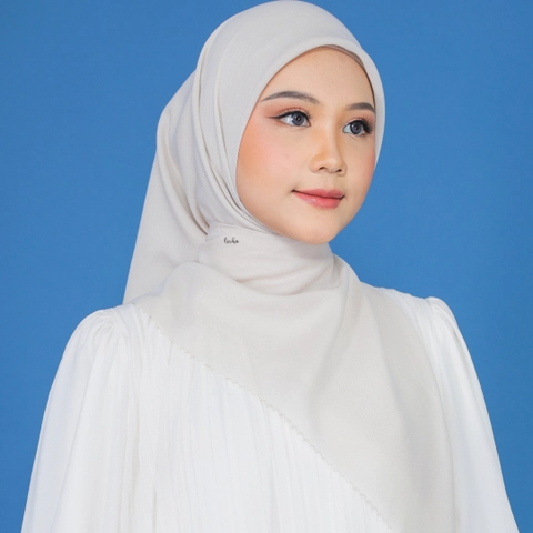 Leika - VOAL SUPERFINE LEIKAHIJAB X CAMELLIA SCARVESS // VOAL PREMIUM // VOAL HIJAB SEGIEMPAT