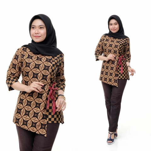 Batik Berjaya - Blus batik kembang arumai