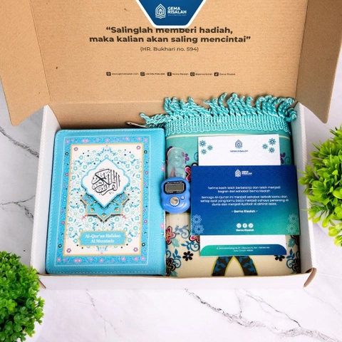 Hampers Gift Set Ibadah Quran Saku Resleting dan Sajadah Turkiye Premium Anti Slip Hadiah Spesial