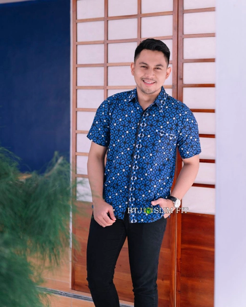 Batik Berjaya - Kemeja lengan pedek atau hem batik Hasbi