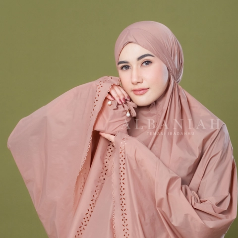 Al Baniah - Mukena Parasit Korea Travelling Lunna