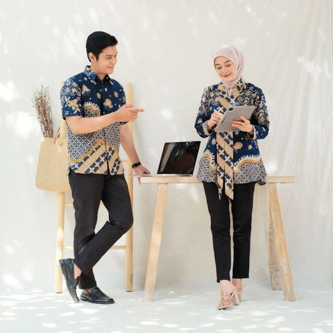 Kois Batik - Atasan Batik Coupel Hem Pria Dan Blouse Wanita New Motif bintang navy
