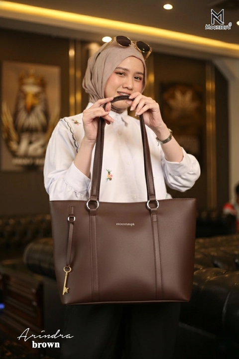 Moonzaya - ARINDRA BAG BY MOONZAYA TAS BAHU KEKINIAN