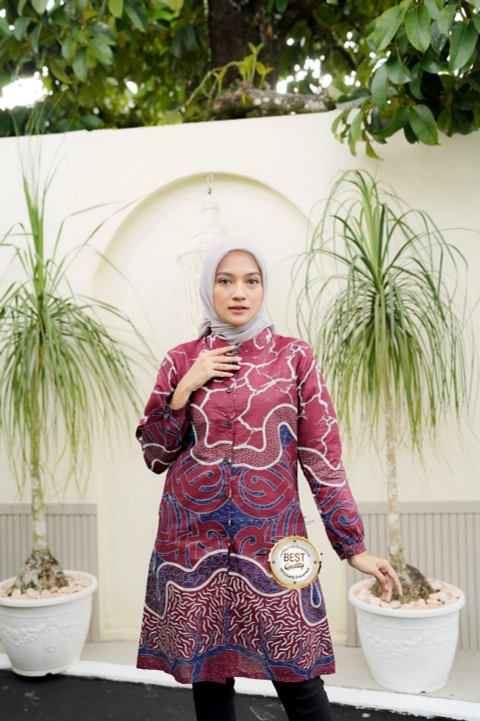 Khisna collection - Tunik wanita dewasa batik akar dayak