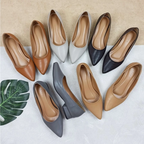 LUXIA - Sepatu Slip On Sepatu Kasual Wanita New Trendy 2022 Louren-01