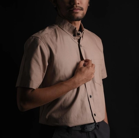 MR DEE - Kemeja pendek pria beige