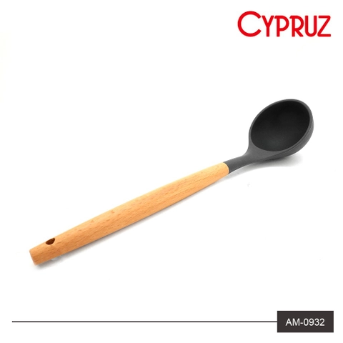 Cypruz - Cypruz Utensil Gagang Kayu Kepala Silicone Ladle AM-0932-AU